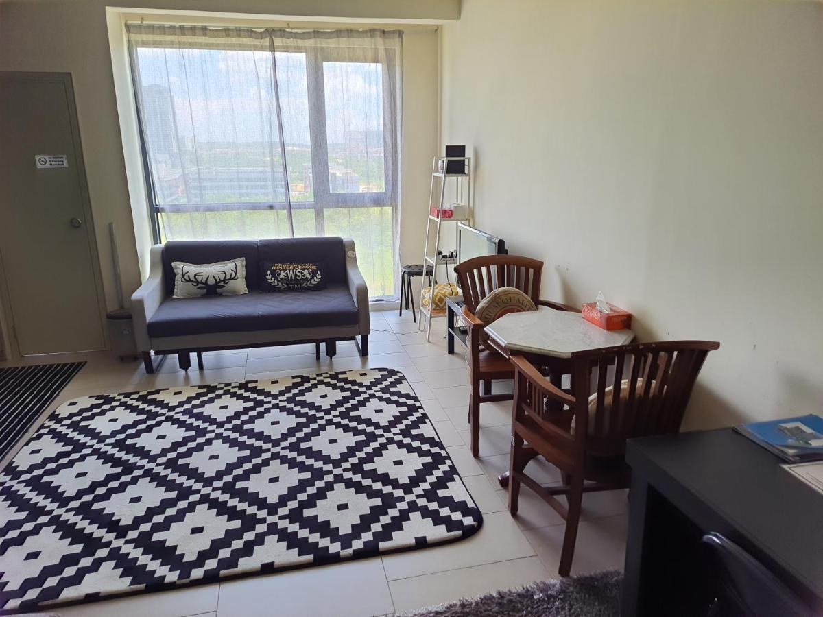Mufasa Suites At Tamarind Suites With Wifi Netflix Coway Level 8 Сиберджая Екстериор снимка