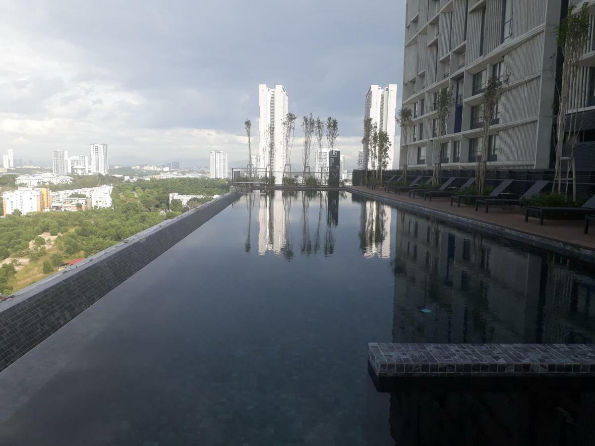 Mufasa Suites At Tamarind Suites With Wifi Netflix Coway Level 8 Сиберджая Екстериор снимка